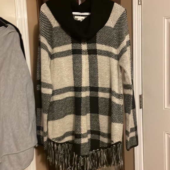 Fringe sweater - Picture 2 of 4